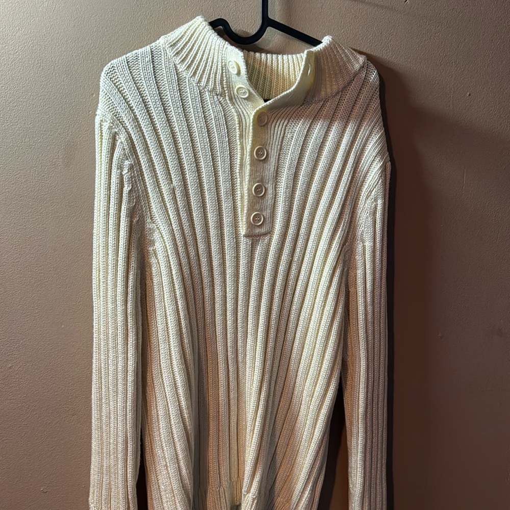 Men’s sweater